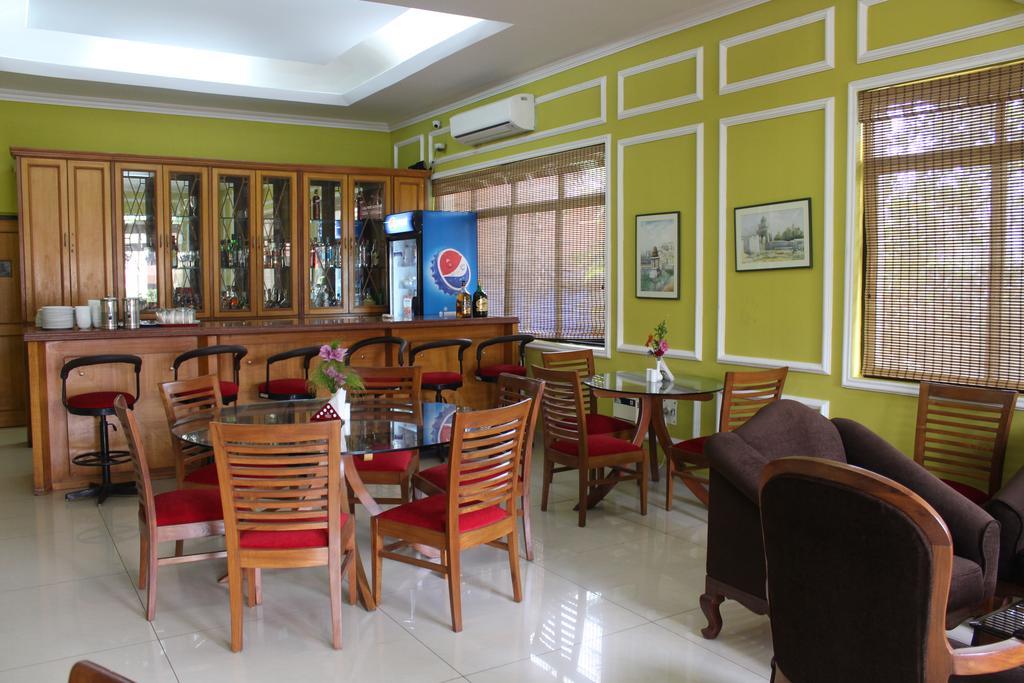 The International Centre Goa Hotel ปณชี ภายนอก รูปภาพ
