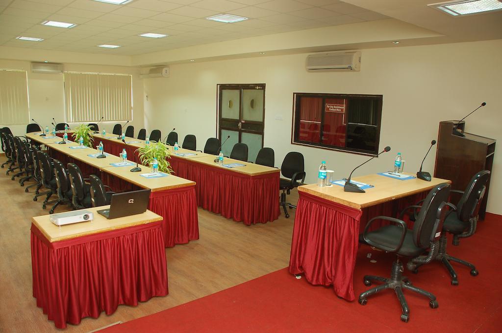 The International Centre Goa Hotel ปณชี ภายนอก รูปภาพ